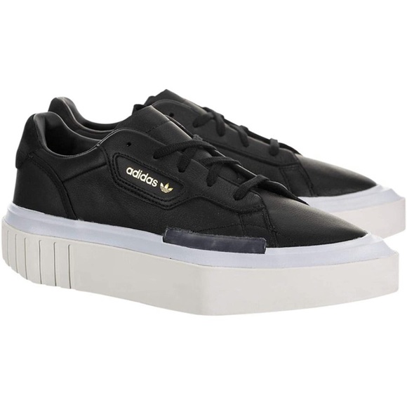 adidas Shoes - Adidas HYPERSLEEK Low Casual Sneaker